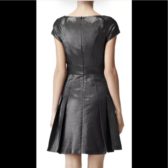 Reiss London Mara fit and flare dress in graphite metallic. Size 2 - Picture 3 of 8